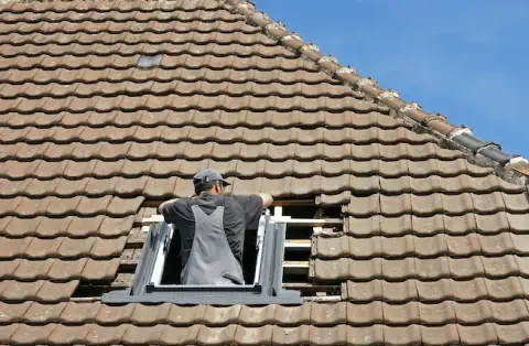 Pose de velux à Louisfert